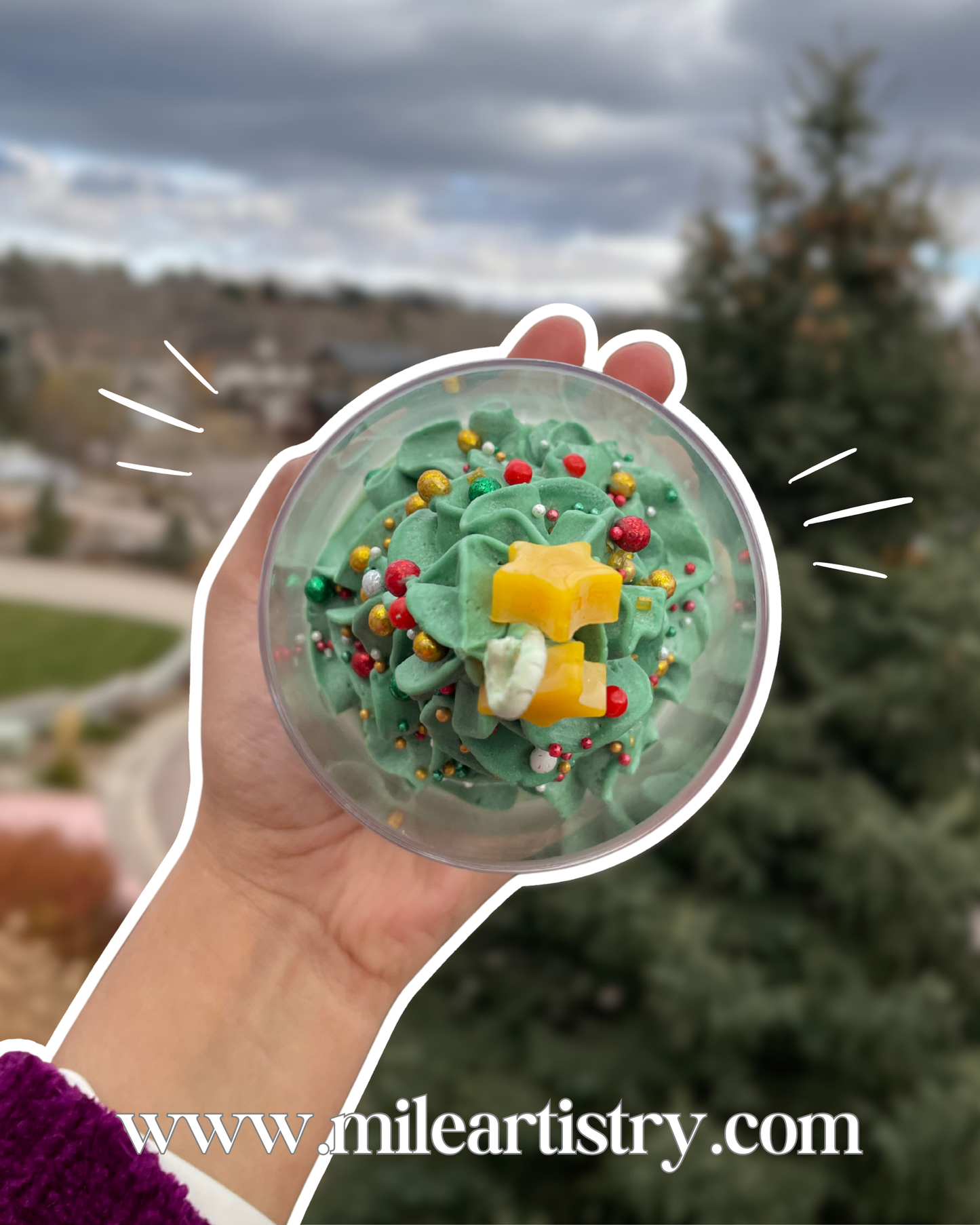 🌲✨ Blue Spruce Christmas Tree Candle